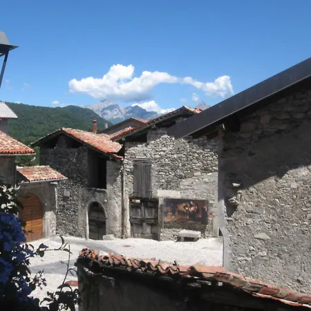 Casa Segantini * Caglio